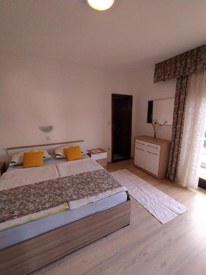 Apartments By The Sea Supetarska Draga - Donja, Rab - 2022 المظهر الخارجي الصورة