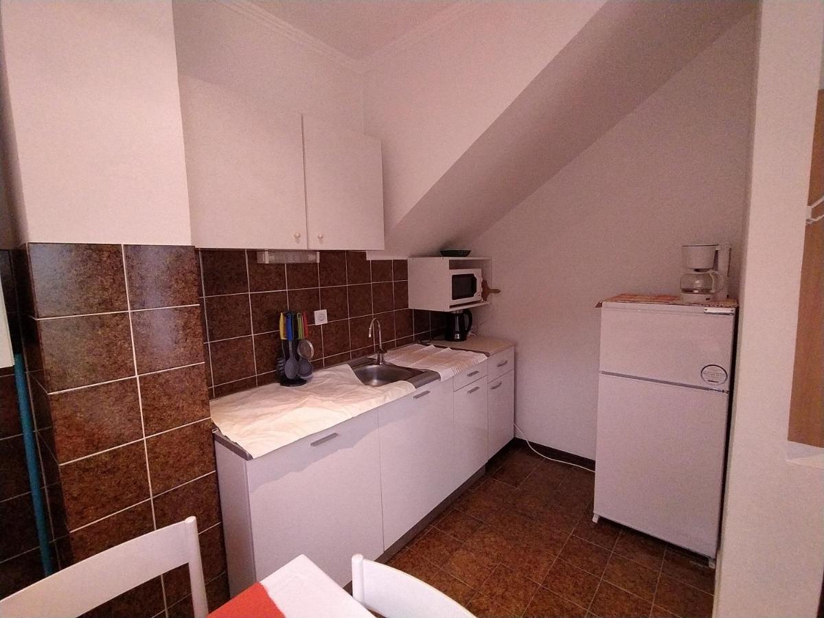 Apartments By The Sea Supetarska Draga - Donja, Rab - 2022 المظهر الخارجي الصورة